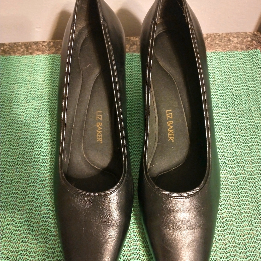Women's shoes